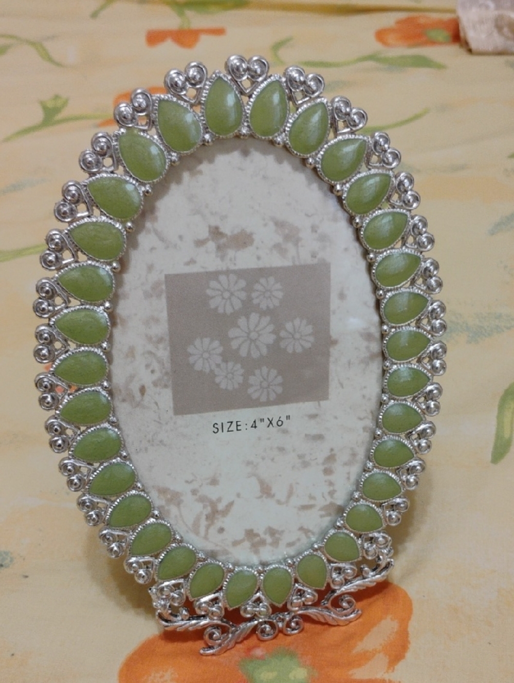 Ornate Oval Green Metal Decorative Photo Frame - 4x6